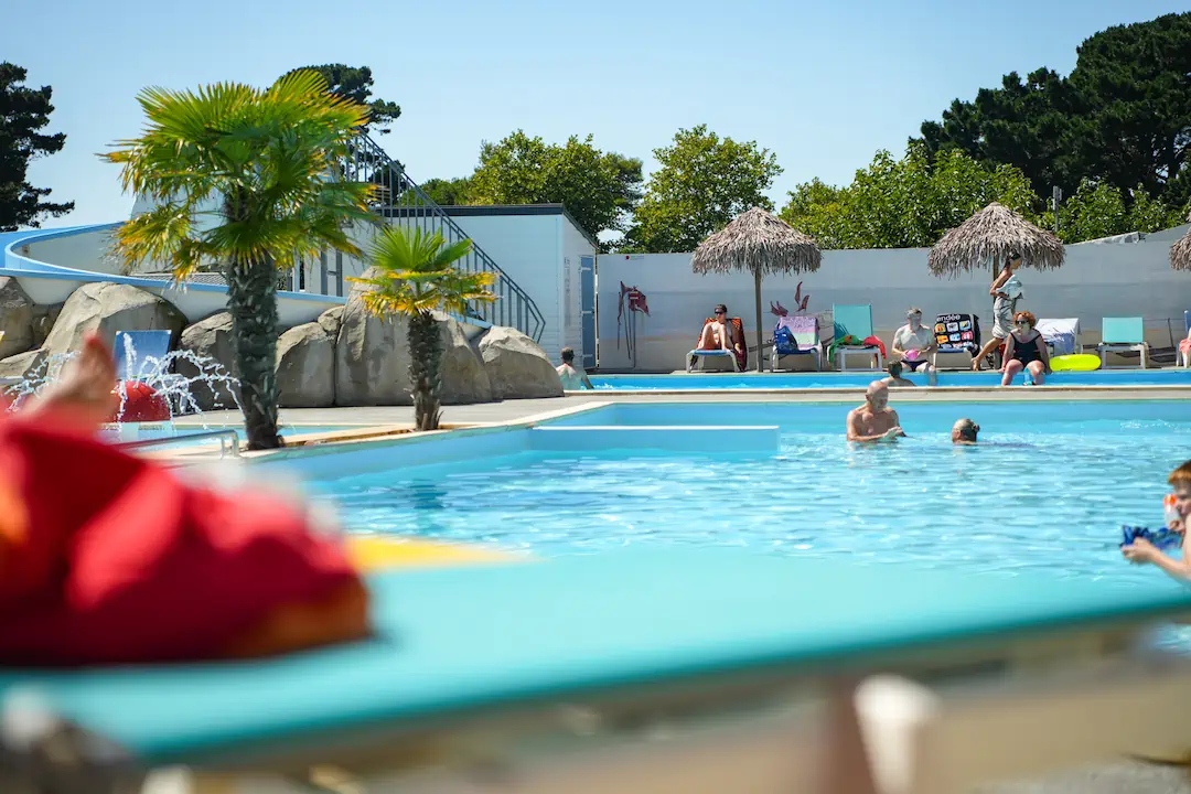 Piscine au Camping de l'Auzance à Brem-sur-Mer